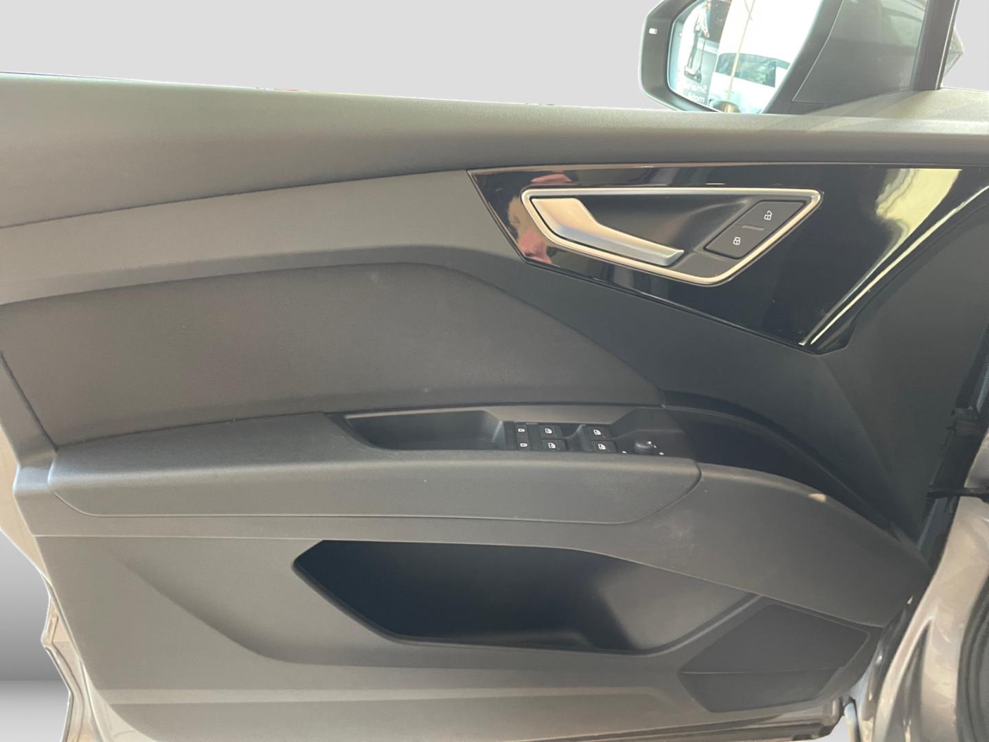 Image about Audi Q4 e-tron 40 e-tron