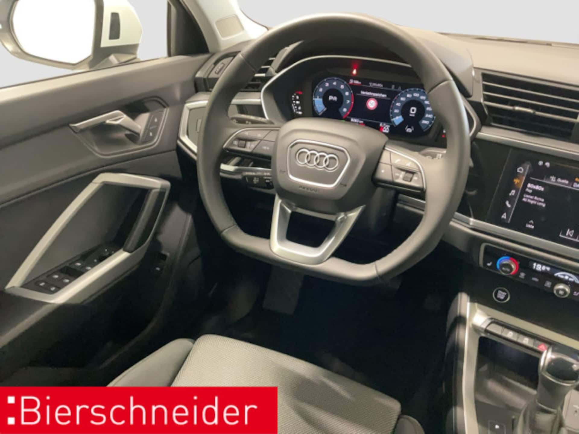 Audi Q3 SUV S line