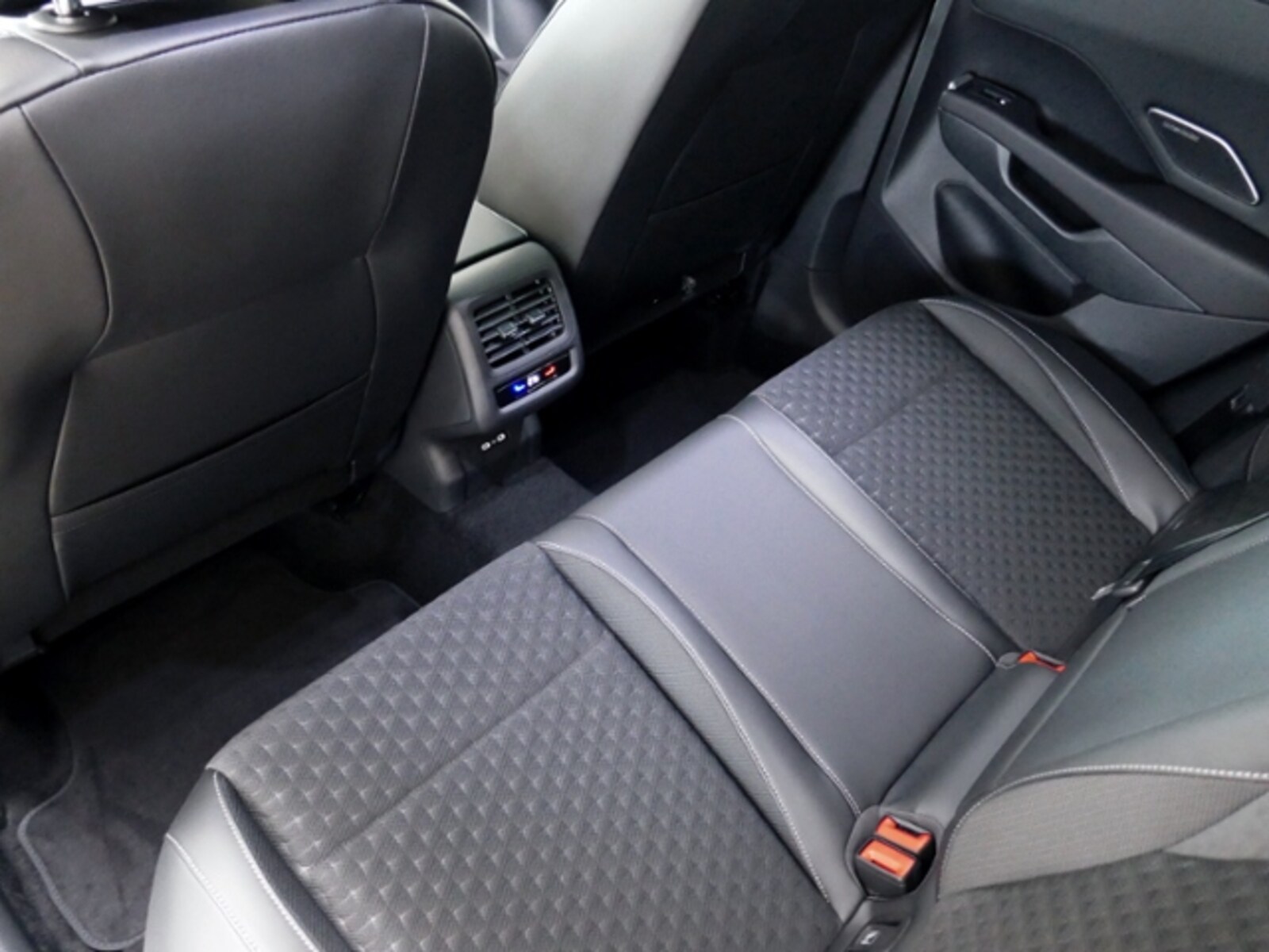 Volkswagen T-Roc – Bild 11