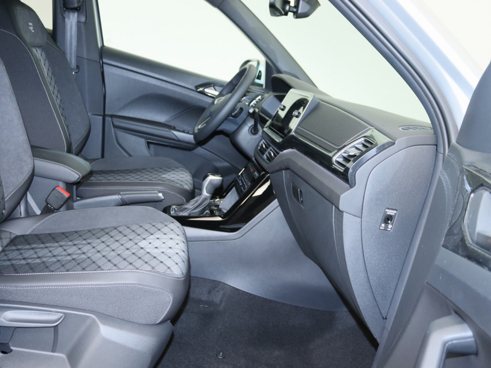 Volkswagen T-Cross – Bild 8