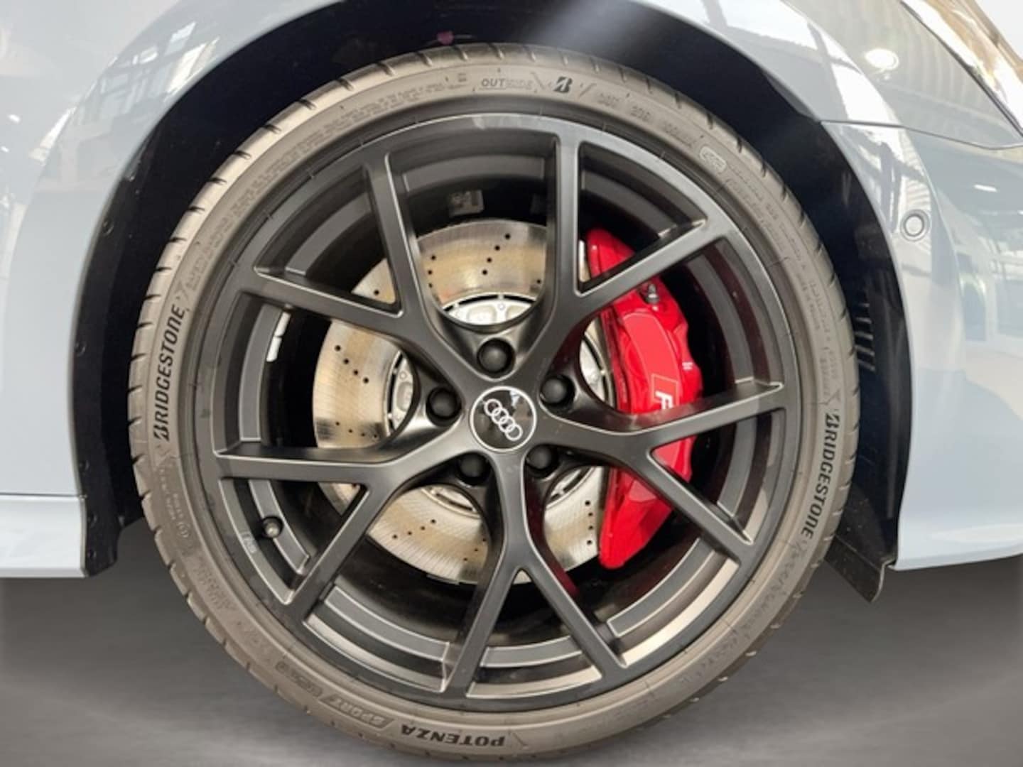 Bild über Audi RS 3 Sportback TFSI quattro 294 kW S tronic - für weitere Informationen kontaktieren Sie den Audi Partner