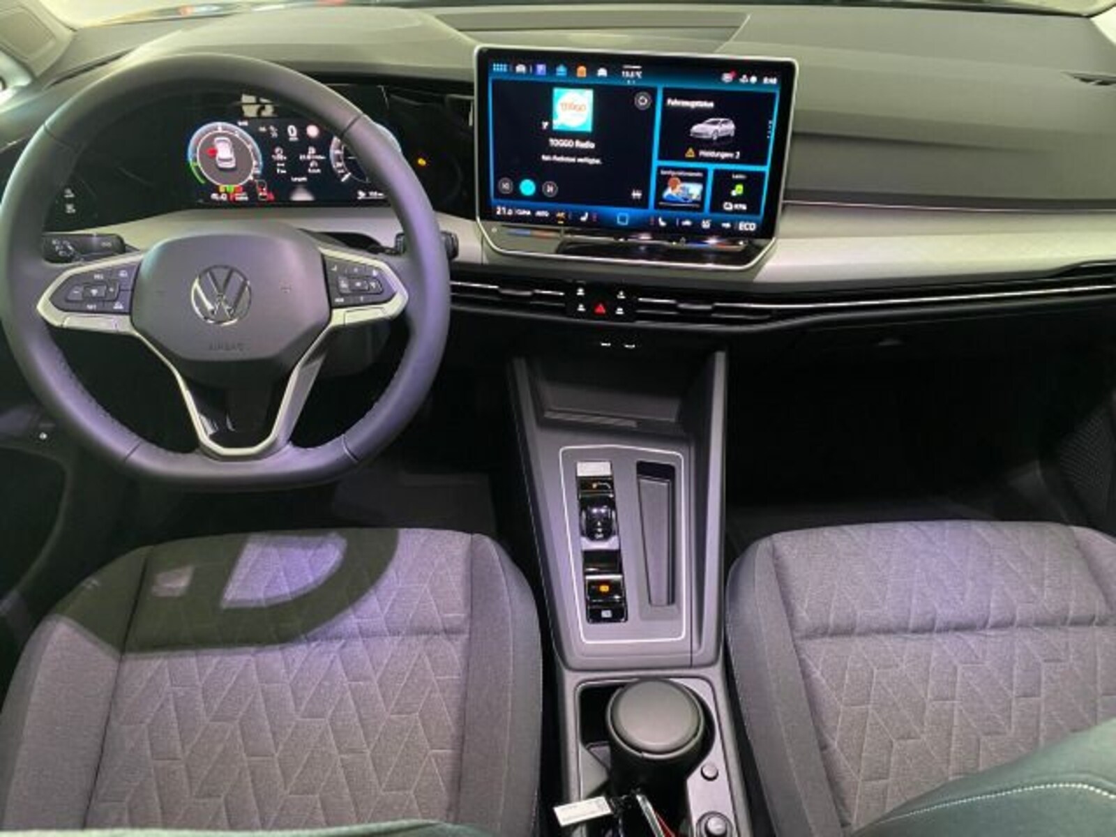 Volkswagen Golf – Bild 7