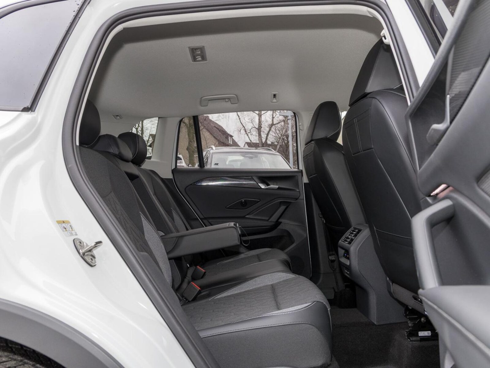 Volkswagen Tiguan – Bild 8