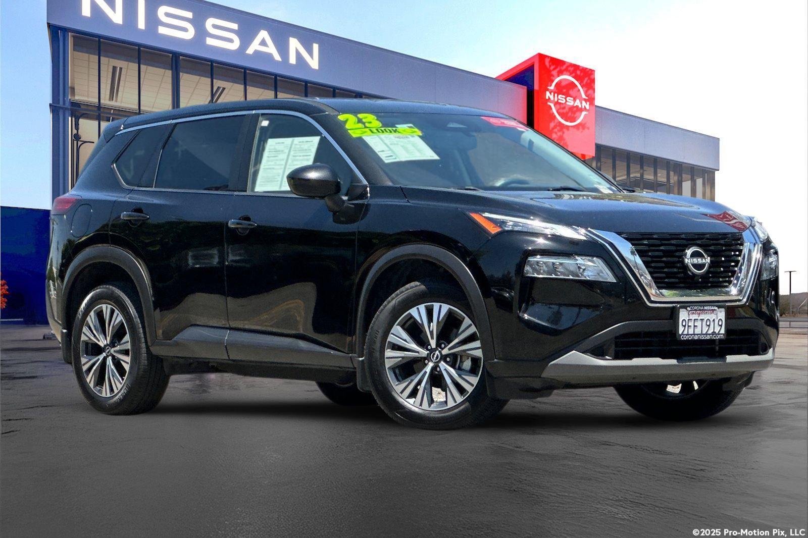 2023 Nissan Rogue SV FWD's photo