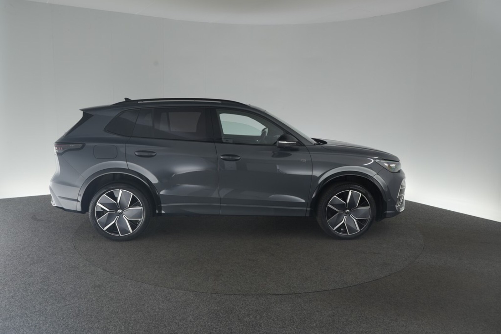 Volkswagen Tiguan – Bild 7
