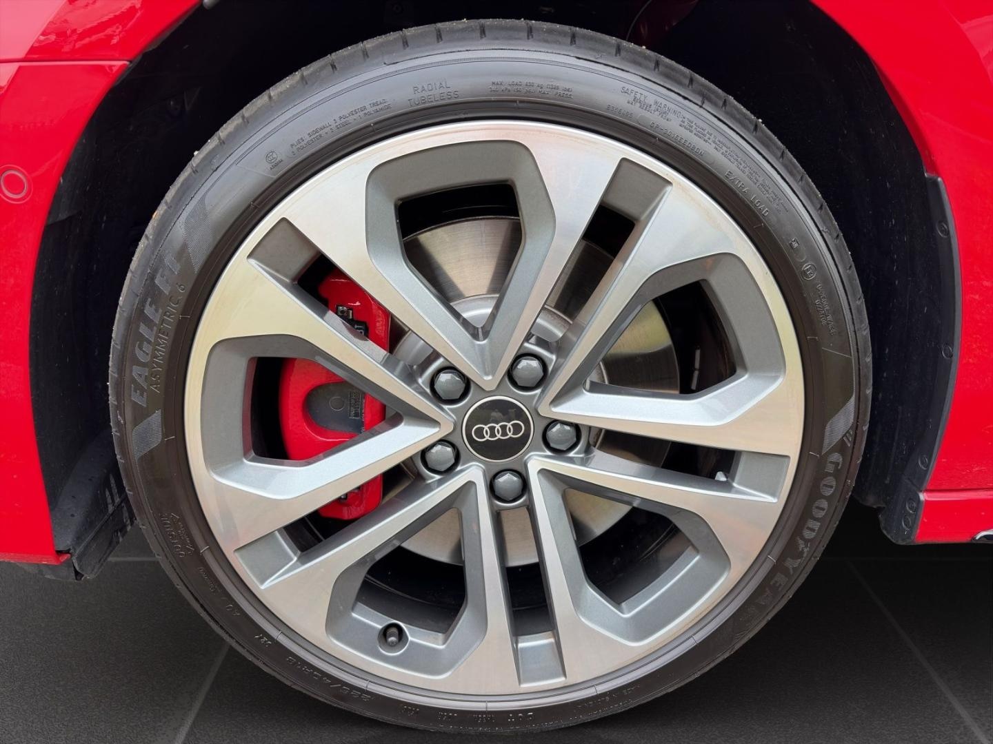 Bild über Audi A3 Sportback TFSI e TFSI e 200 kW S tronic - für weitere Informationen kontaktieren Sie den Audi Partner