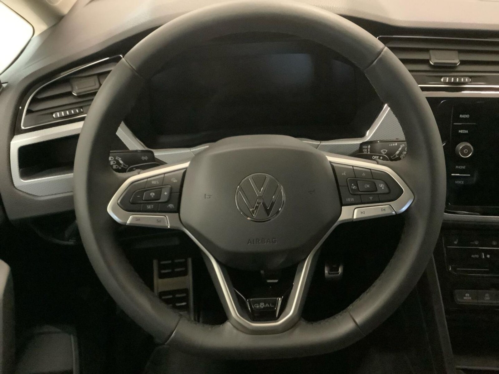 Volkswagen Touran – Bild 17