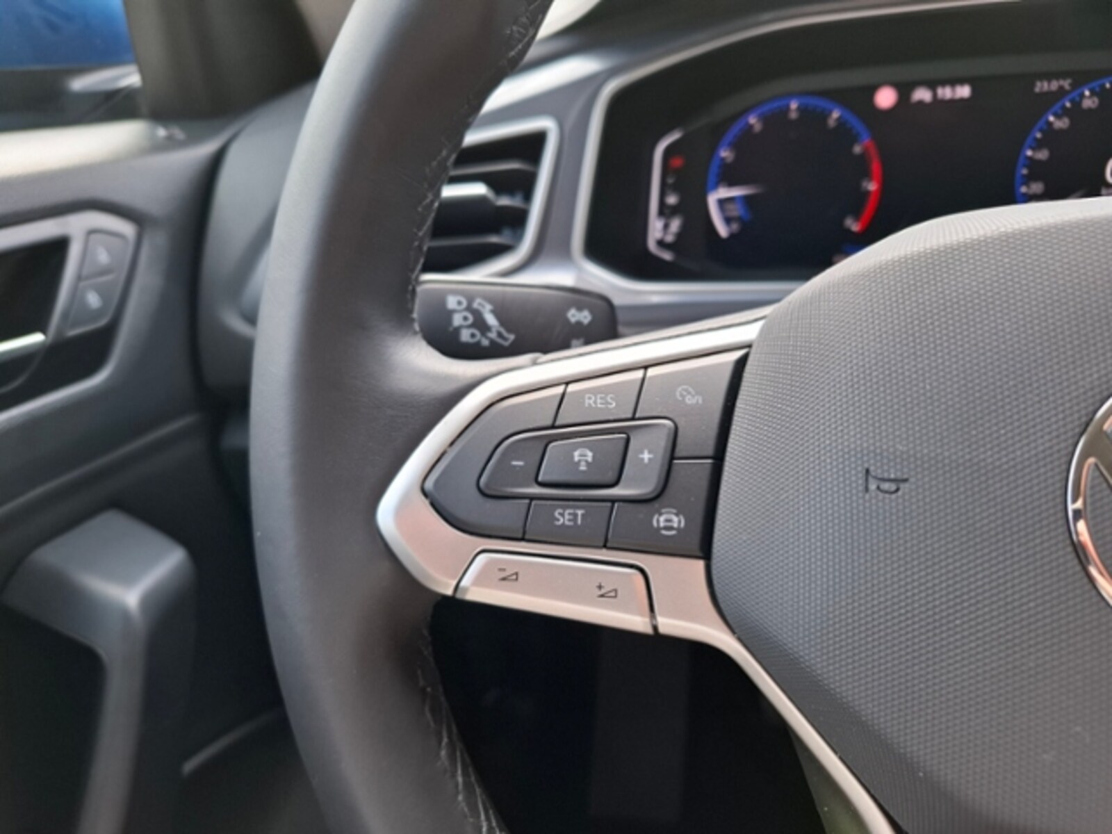 Volkswagen T-Roc – Bild 12