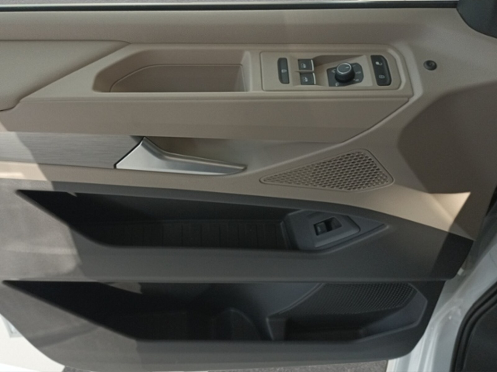 Volkswagen Multivan Langversion – Bild 9