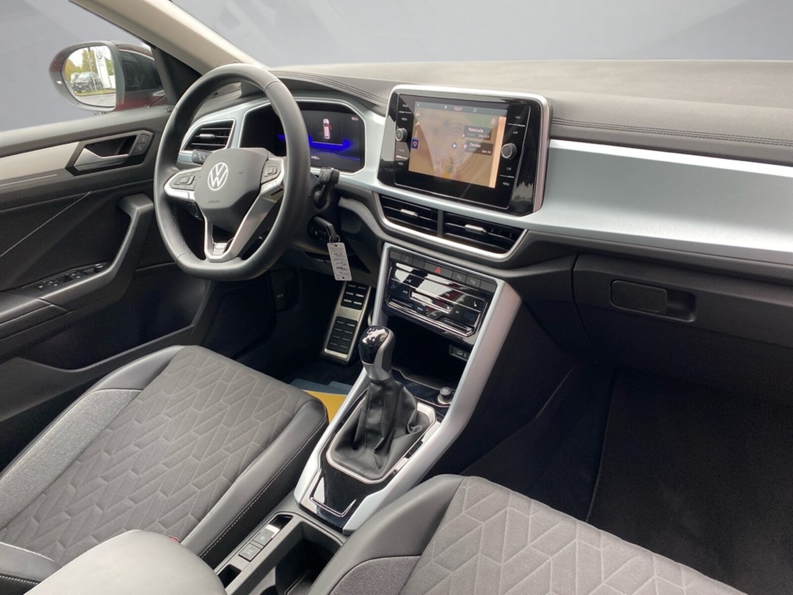 Volkswagen T-Roc – Bild 13