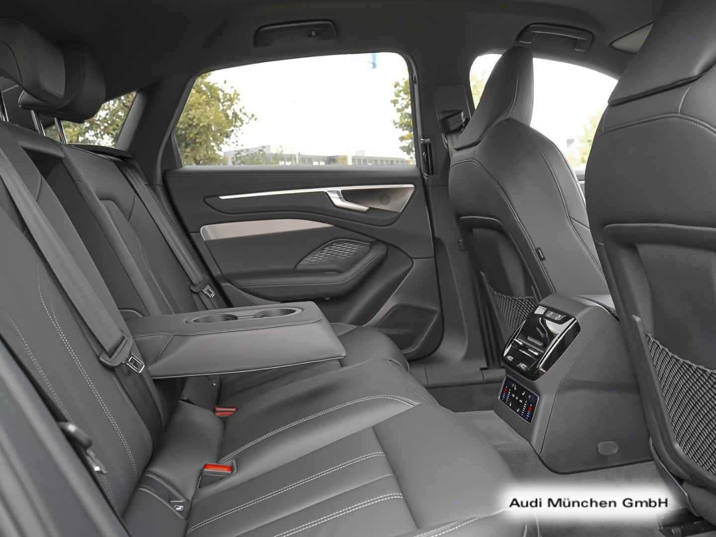 Bild über Audi A6 Limousine e-hybrid edition one e-hybrid quattro 270 kW S tronic - für weitere Informationen kontaktieren Sie den Audi Partner