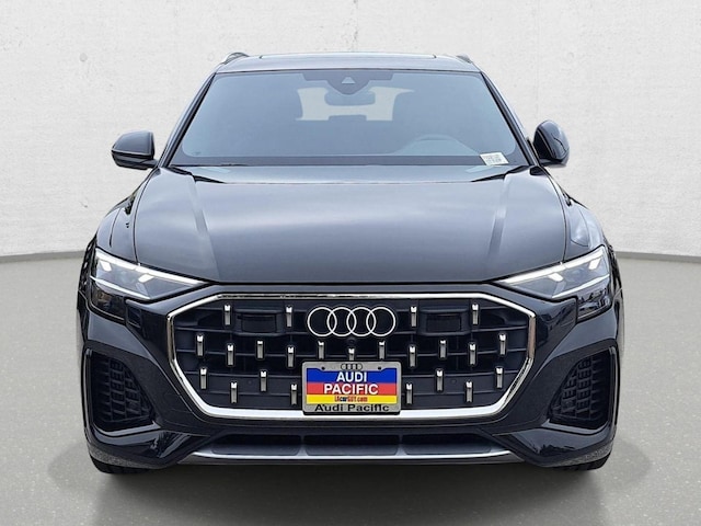 2026 Audi Q8