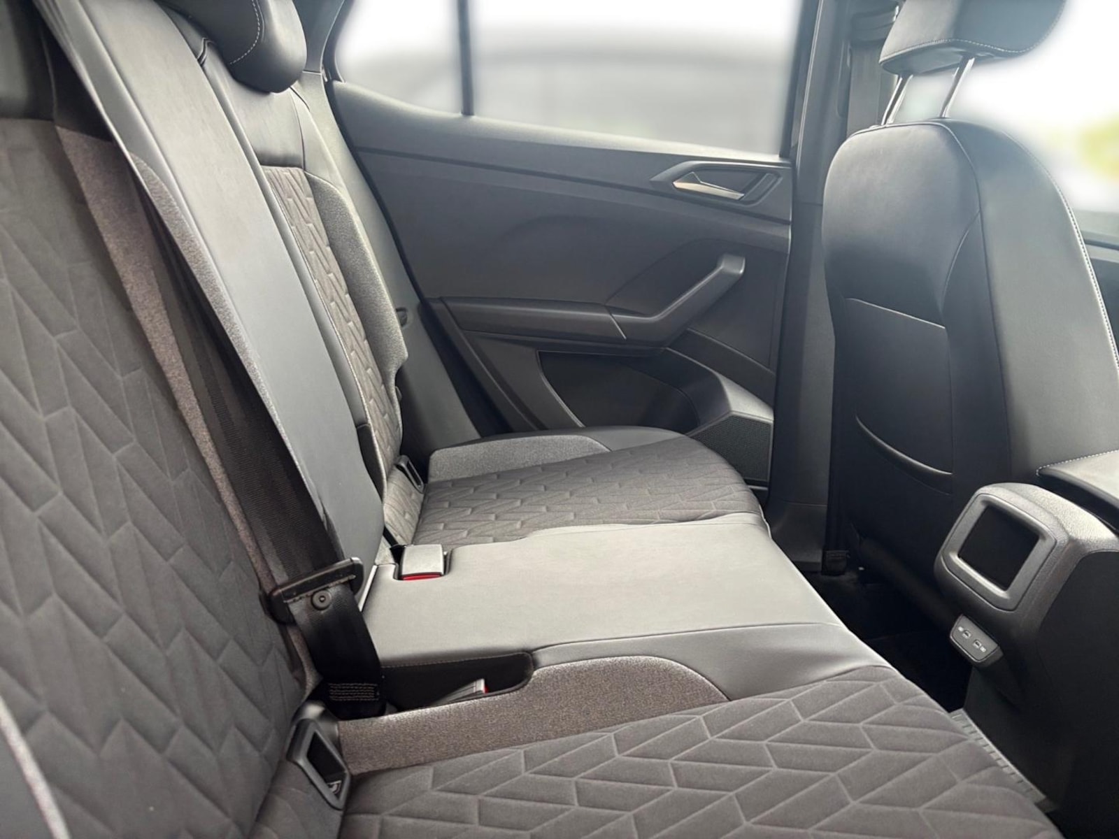 Volkswagen T-Cross – Bild 14