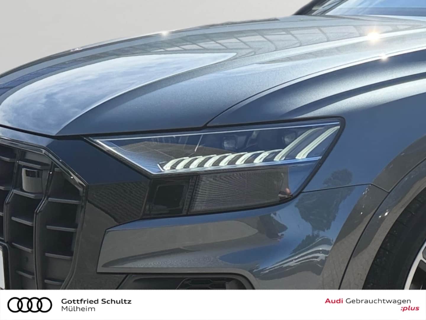 Bild über Audi SQ8 TFSI quattro tiptronic - für weitere Informationen kontaktieren Sie den Audi Partner