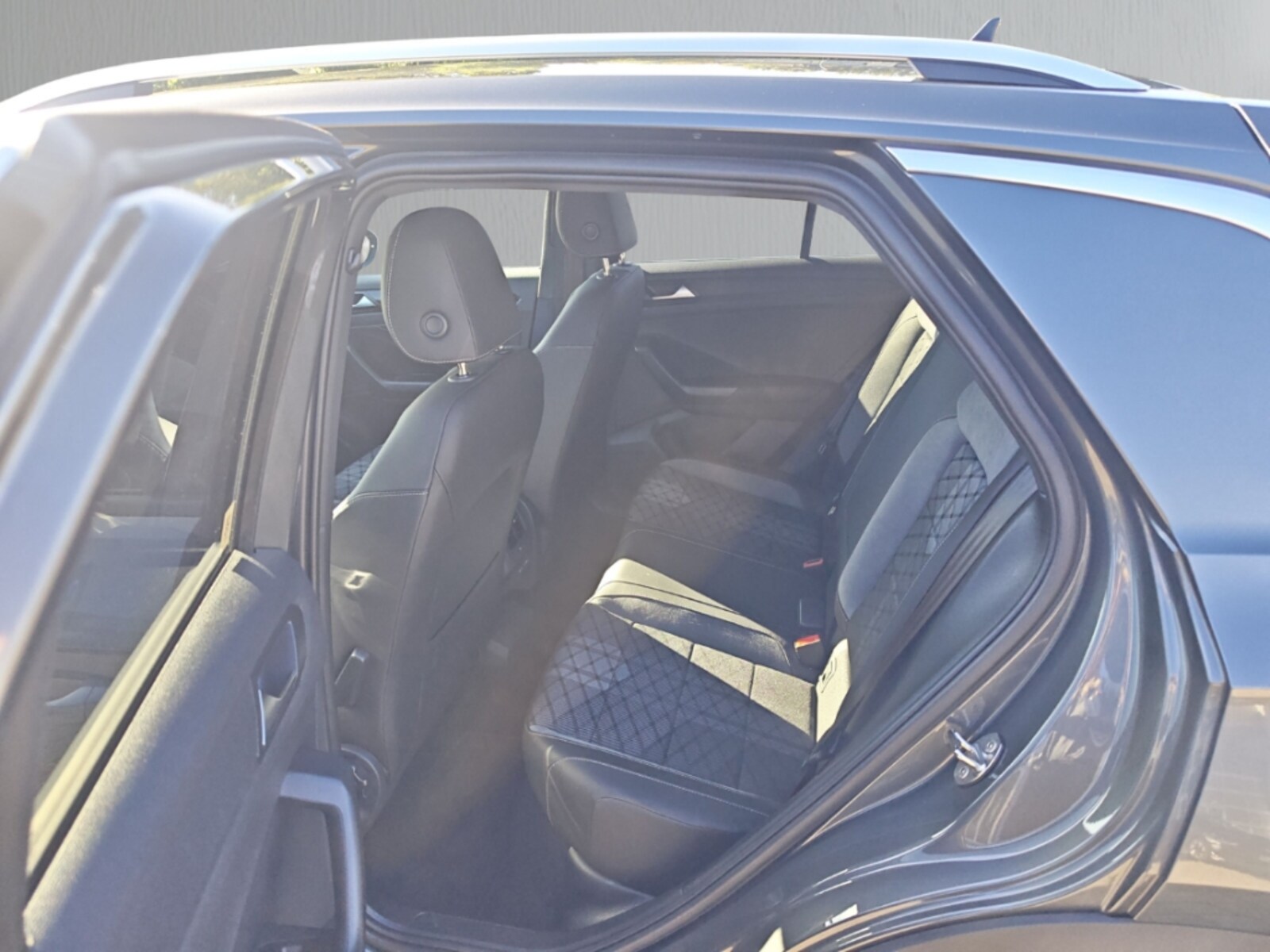 Volkswagen T-Roc – Bild 14