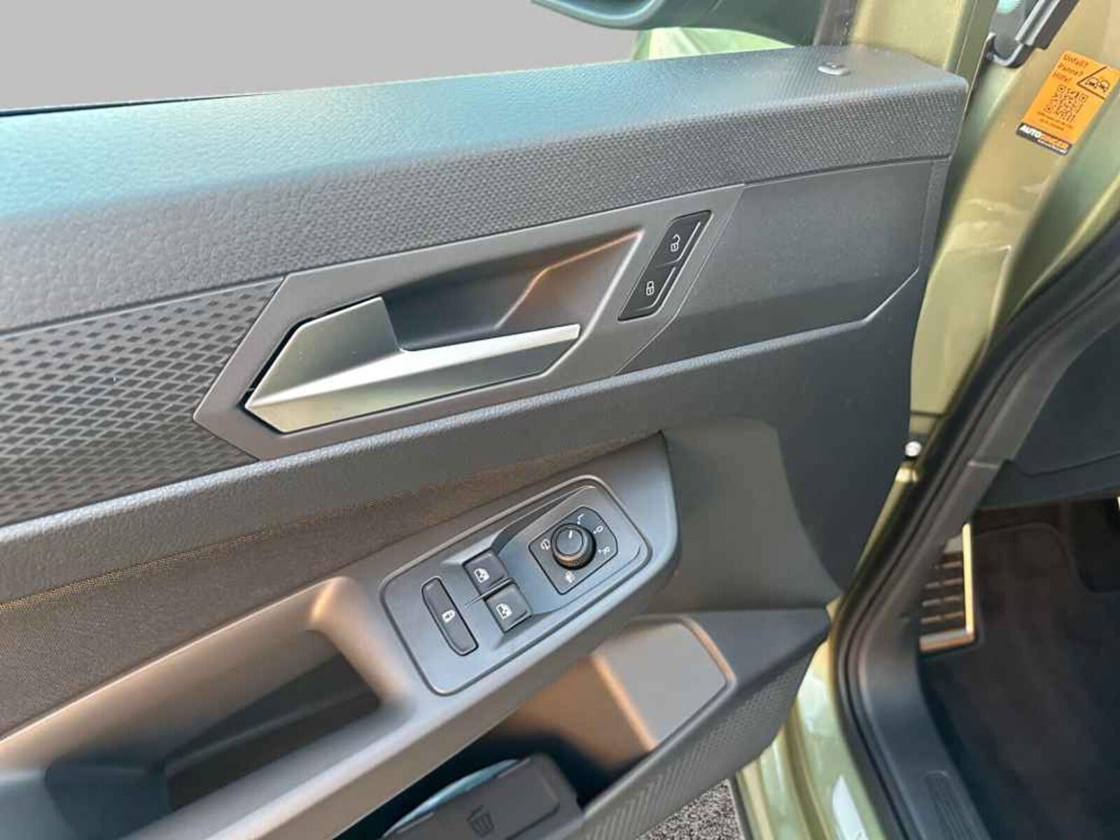 Volkswagen Caddy Kombi – Bild 10