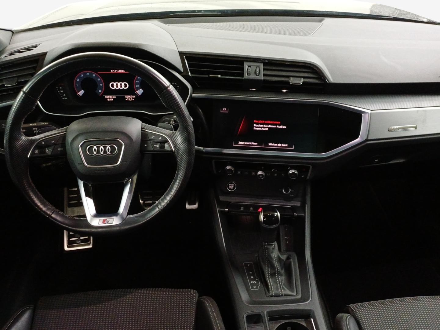 Bild über Audi Q3 Attraction S line 35 TFSI 110 kW (150 PS) S tronic - for more details contact your dealer