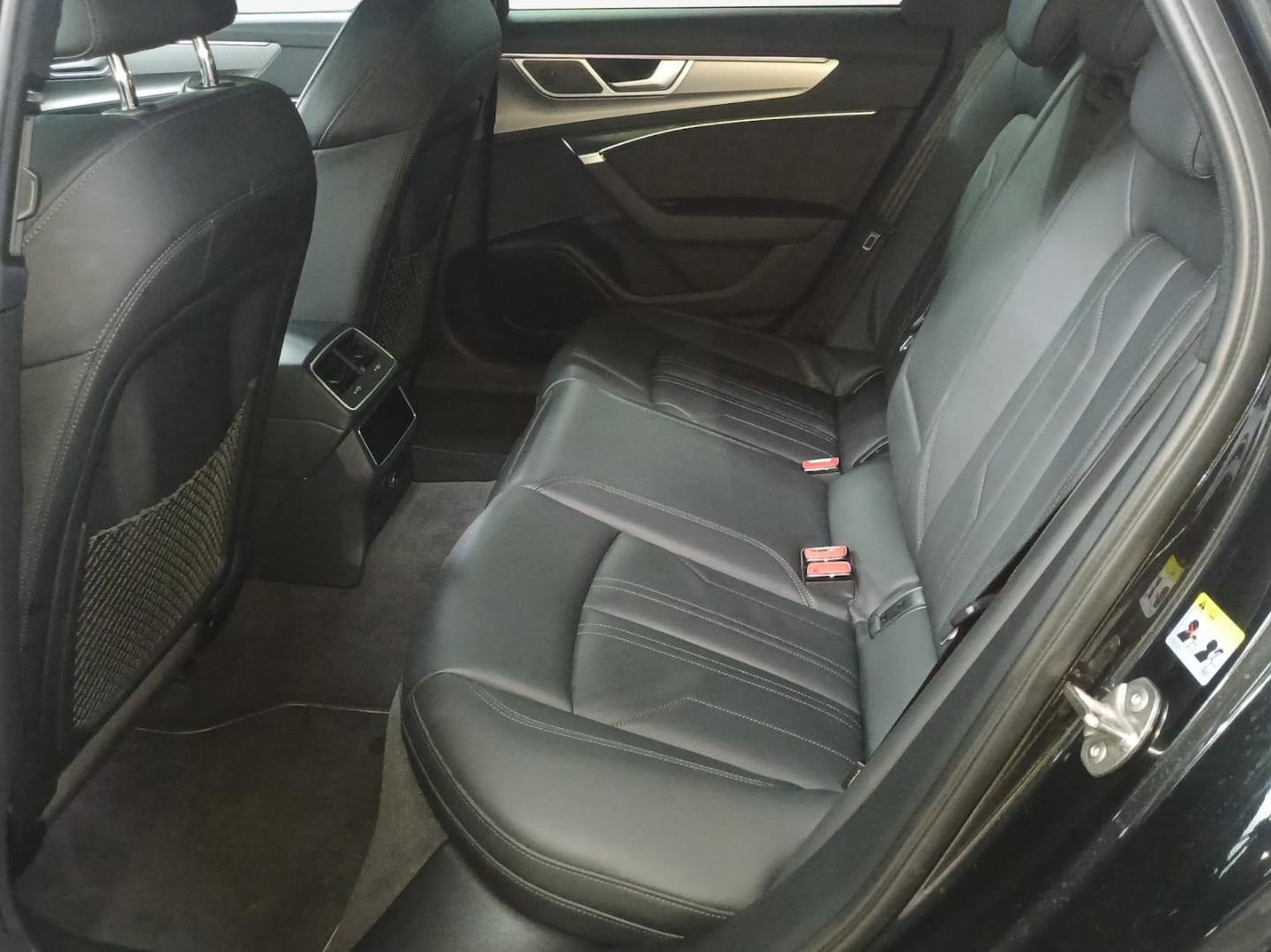 Bild über Audi A6 Avant Sport 45 TDI quattro 170 kW (231 PS) 8-stufig tiptronic - for more details contact your dealer