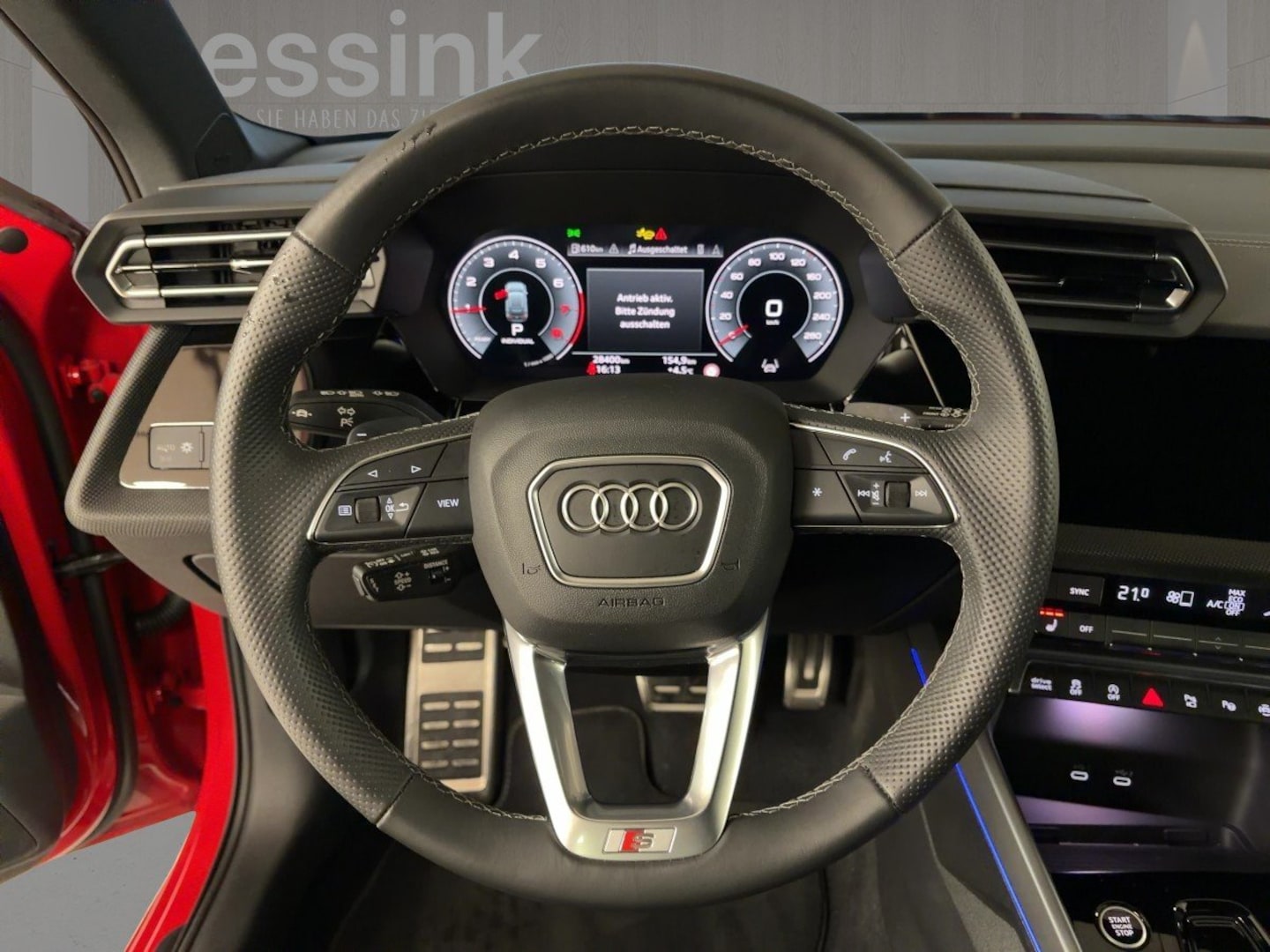 Bild über Audi A3 Sportback S line 35 TFSI S tronic - für weitere Informationen kontaktieren Sie den Audi Partner