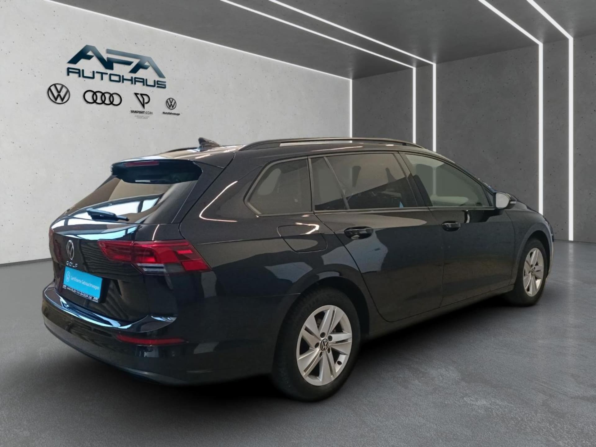 Volkswagen Golf Variant Life
