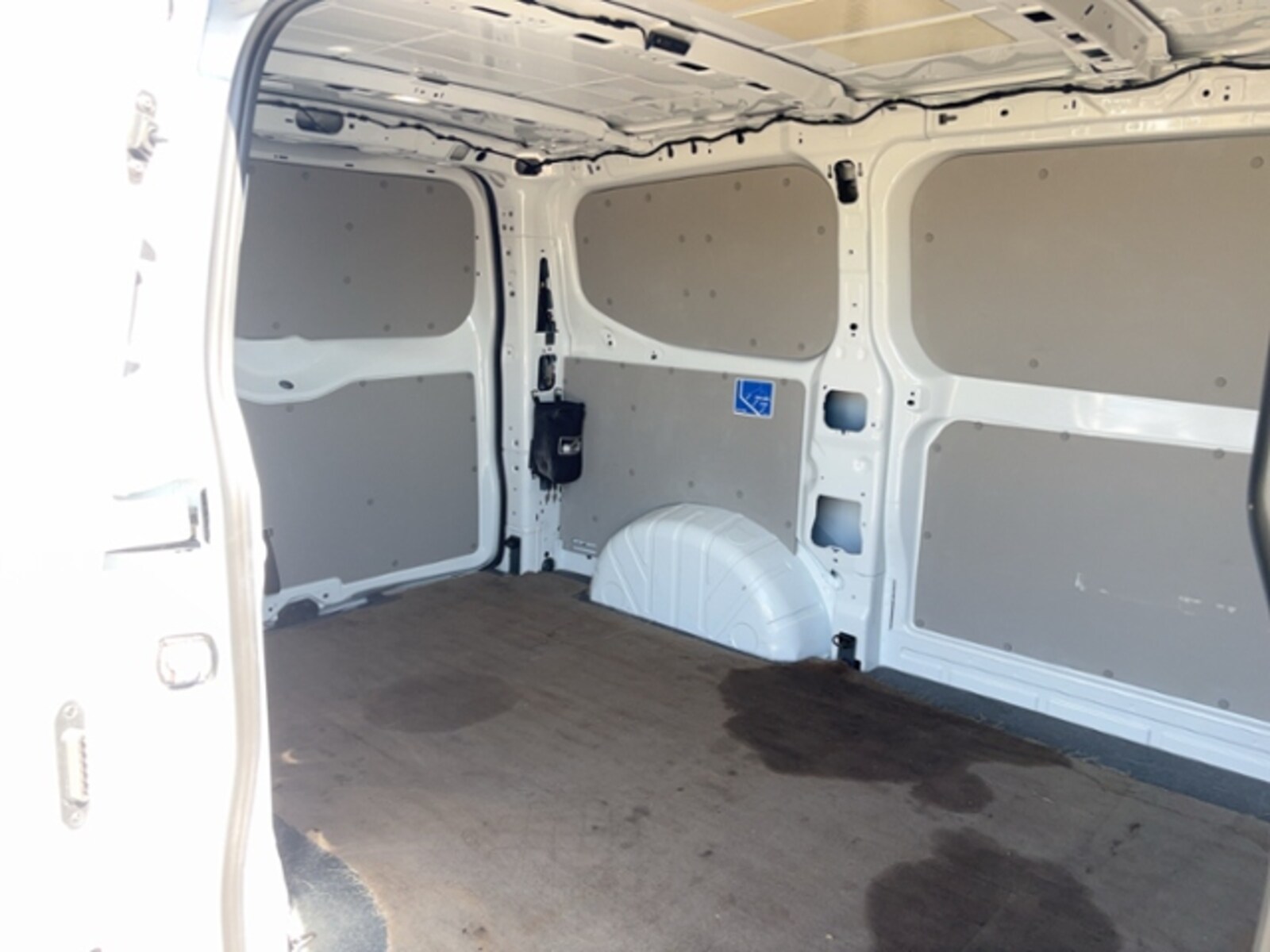 Volkswagen Transporter Kasten kurzer Radstand – Bild 11
