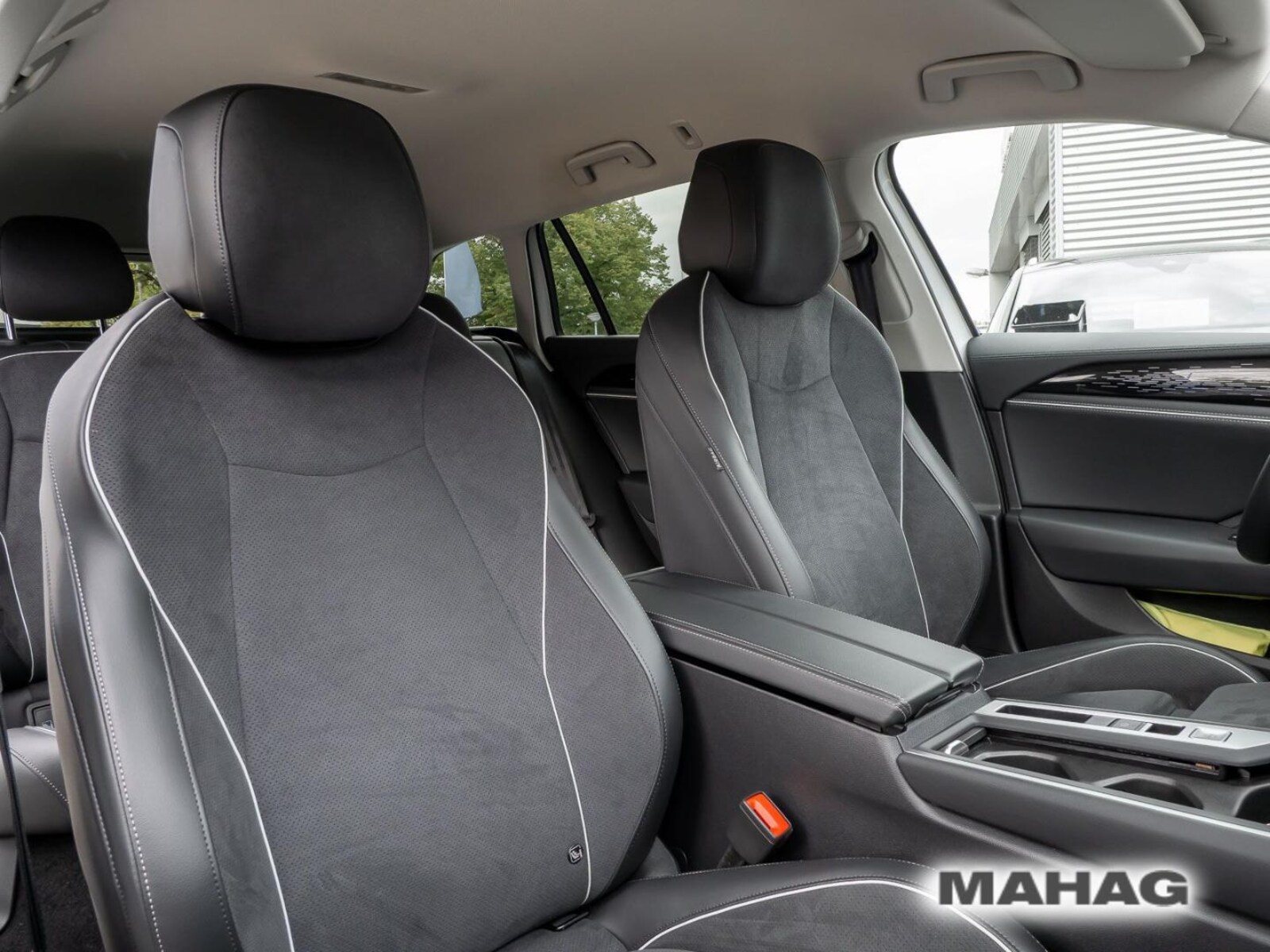 Volkswagen Passat – Bild 14