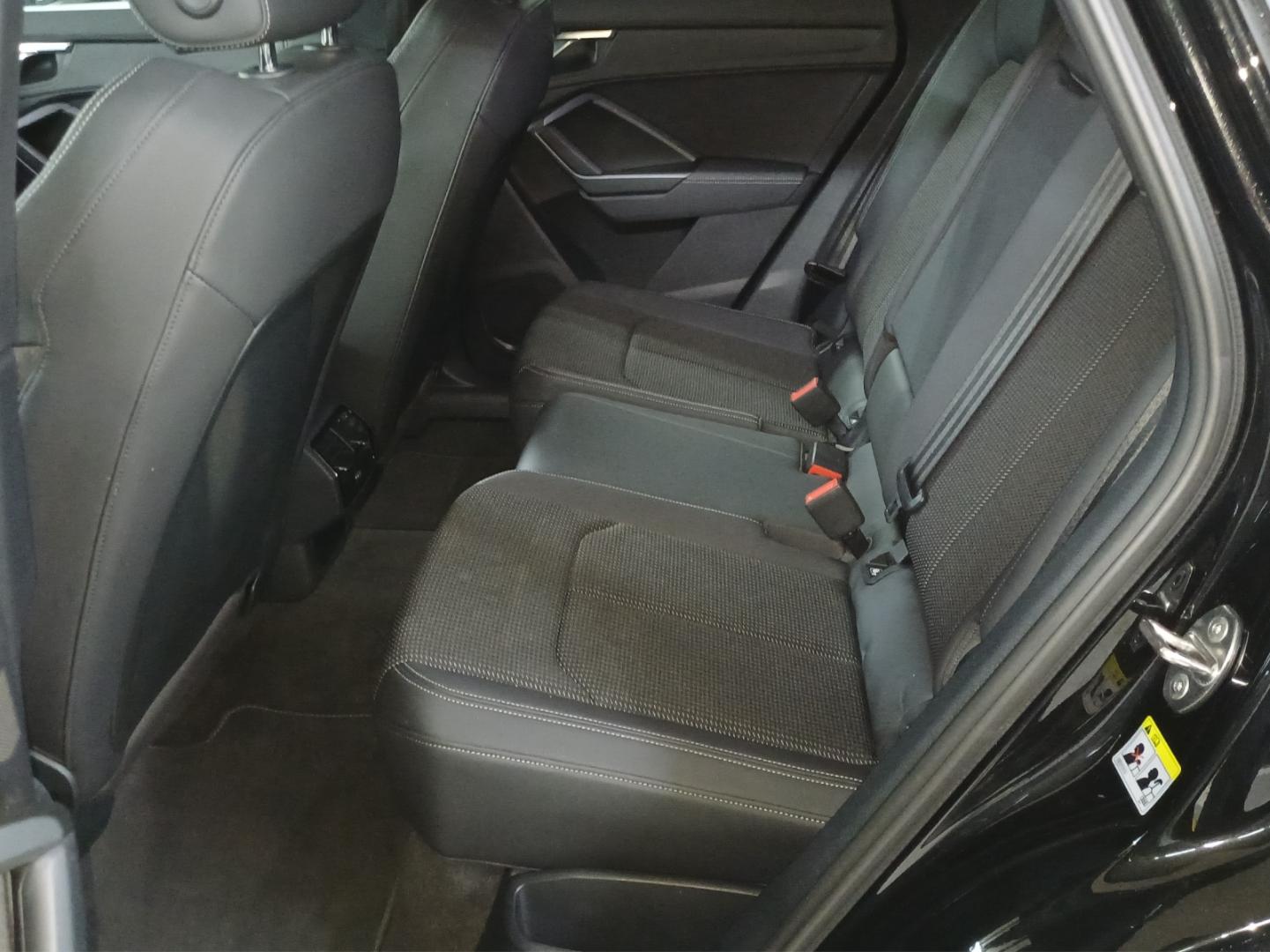 Bild über Audi Q3 Attraction S line 35 TFSI 110 kW (150 PS) S tronic - for more details contact your dealer