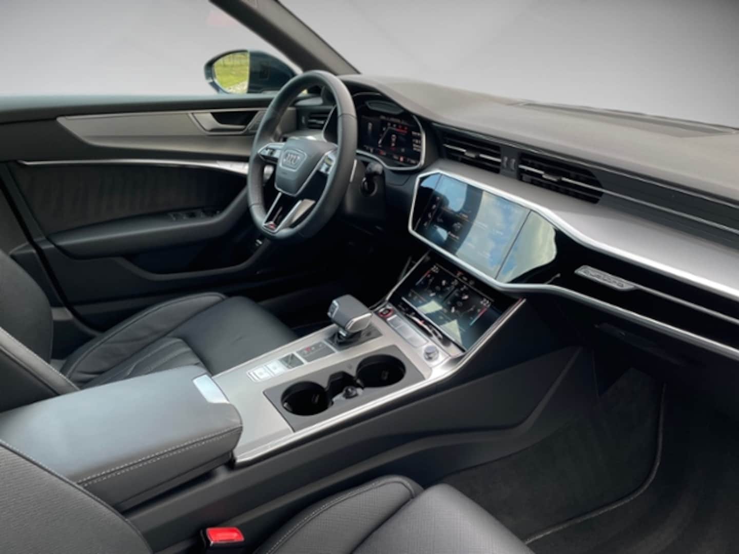 Bild über Audi S6 Avant TDI quattro tiptronic - für weitere Informationen kontaktieren Sie den Audi Partner