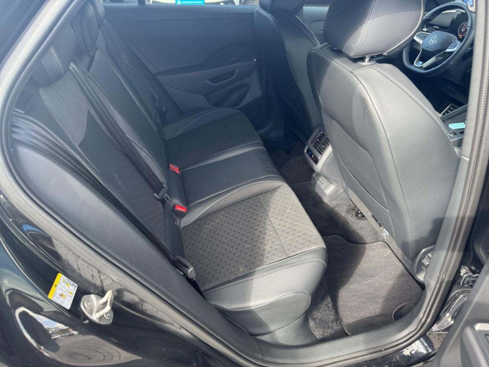 Volkswagen T-Roc – Bild 12