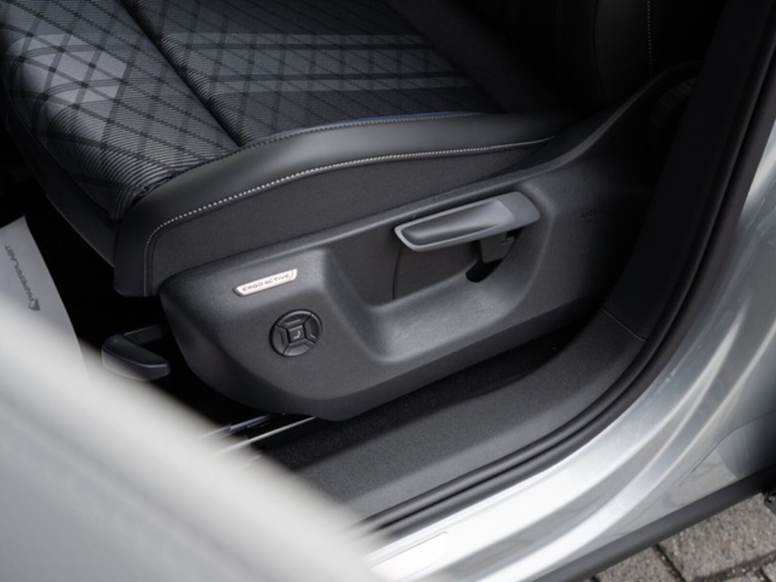 Volkswagen Tiguan – Bild 15