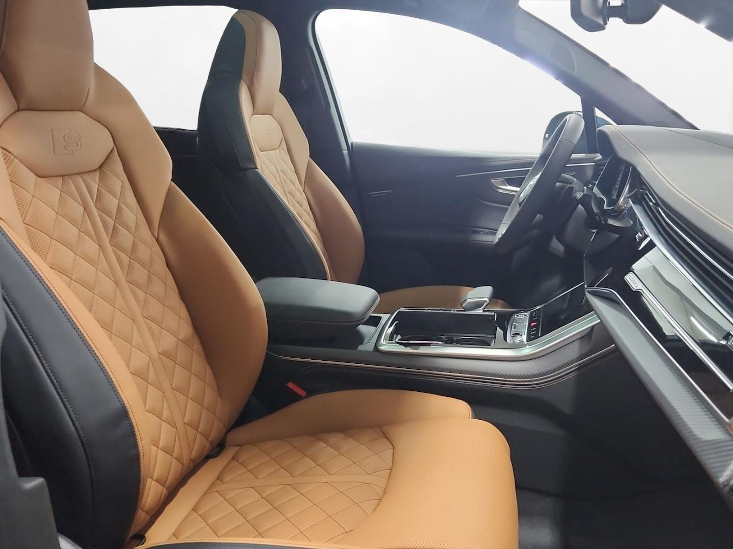 Bild über Audi Q7 SUV S line business TDI quattro 210 kW tiptronic - für weitere Informationen kontaktieren Sie den Audi Partner