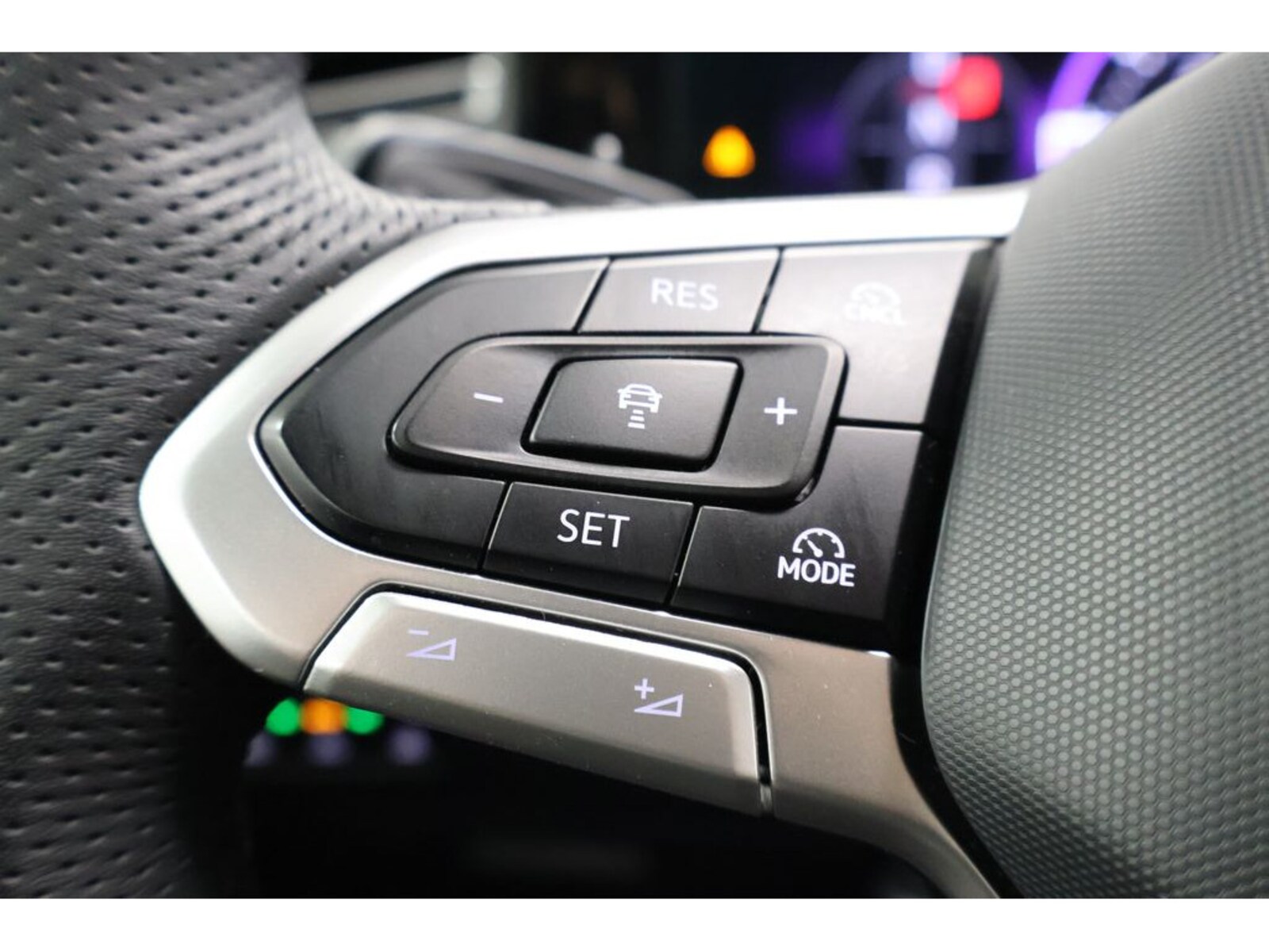 Volkswagen Tiguan – Bild 19