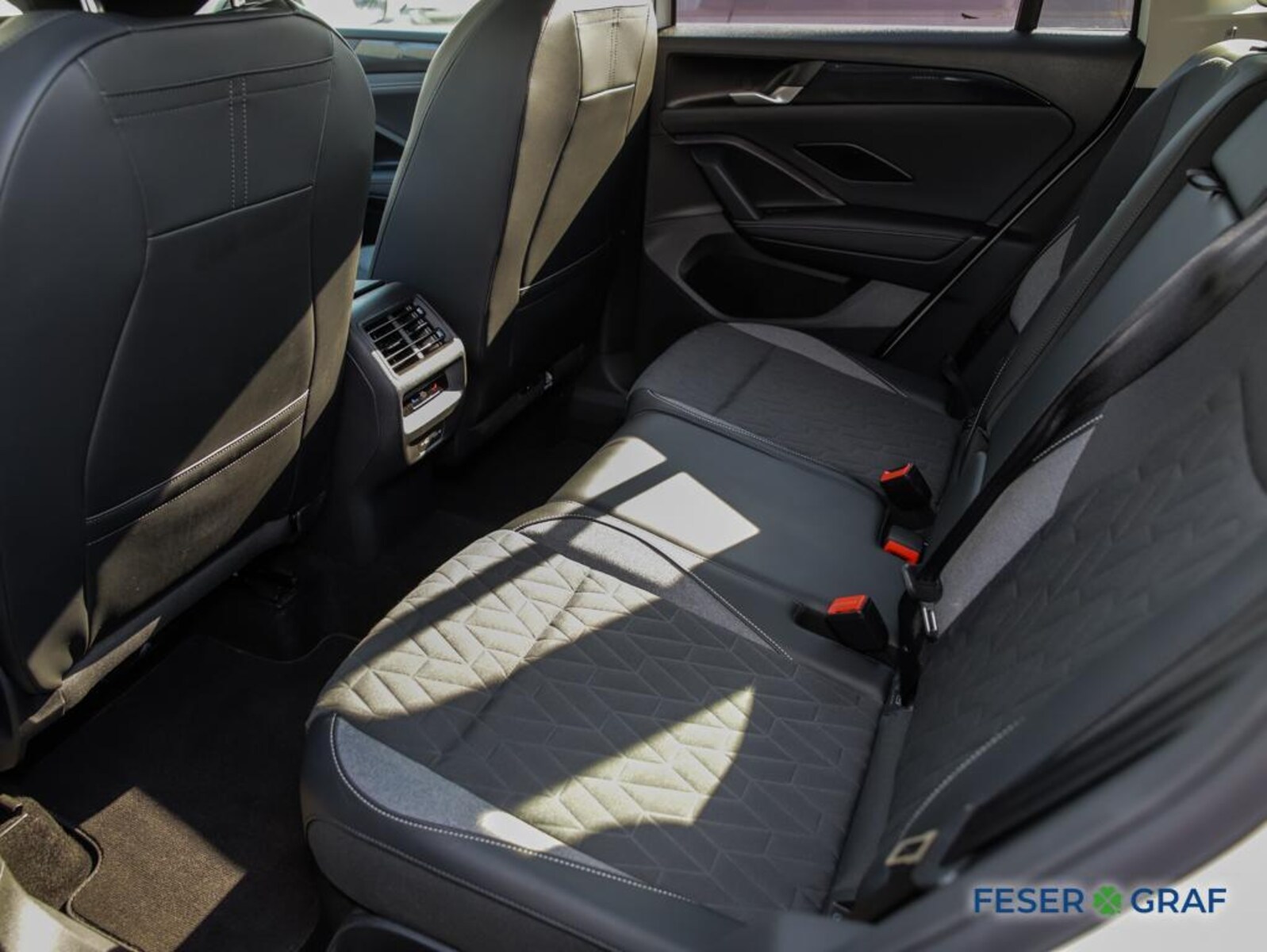 Volkswagen Tiguan – Bild 7