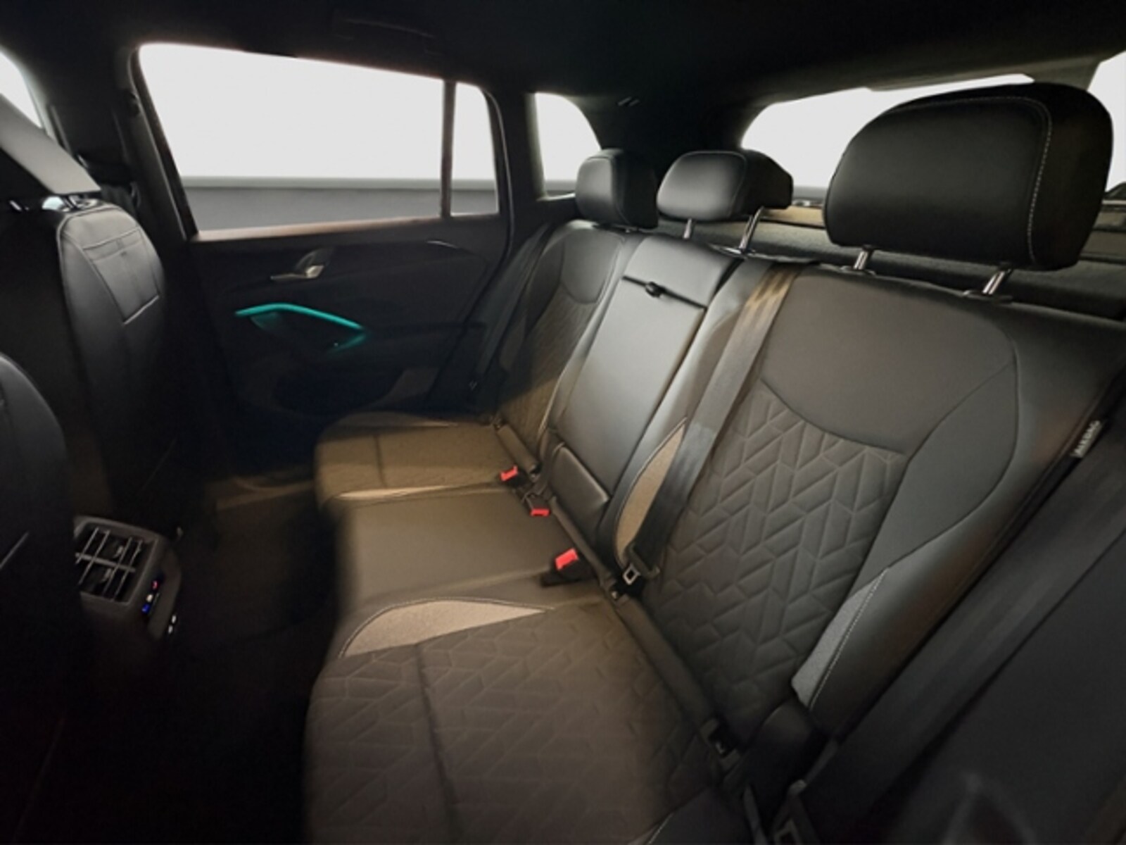Volkswagen Tiguan – Bild 17