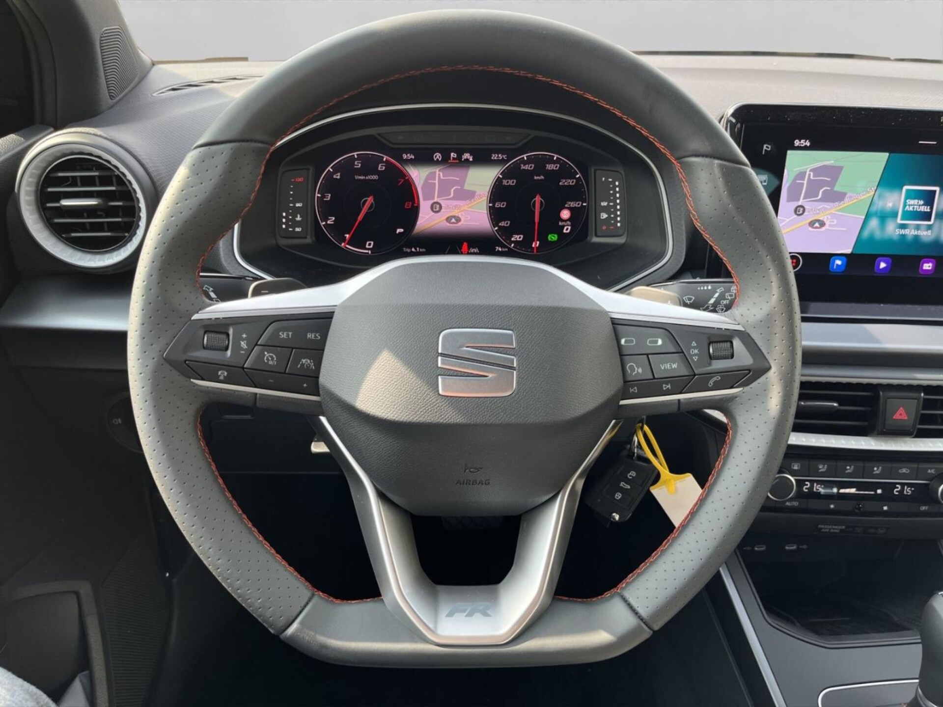SEAT Arona FR