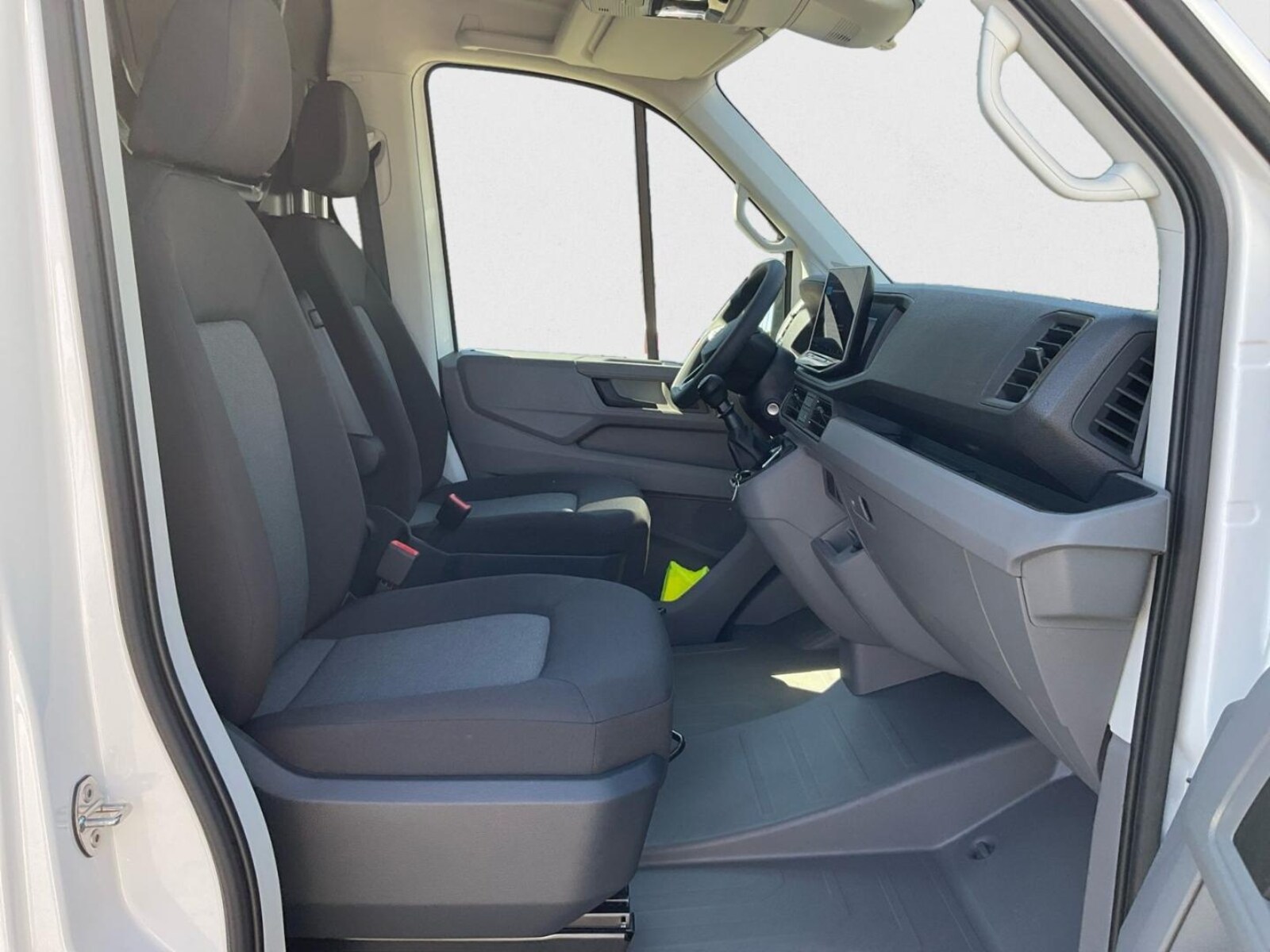 Volkswagen Crafter Kasten mittlerer Radstand – Bild 15