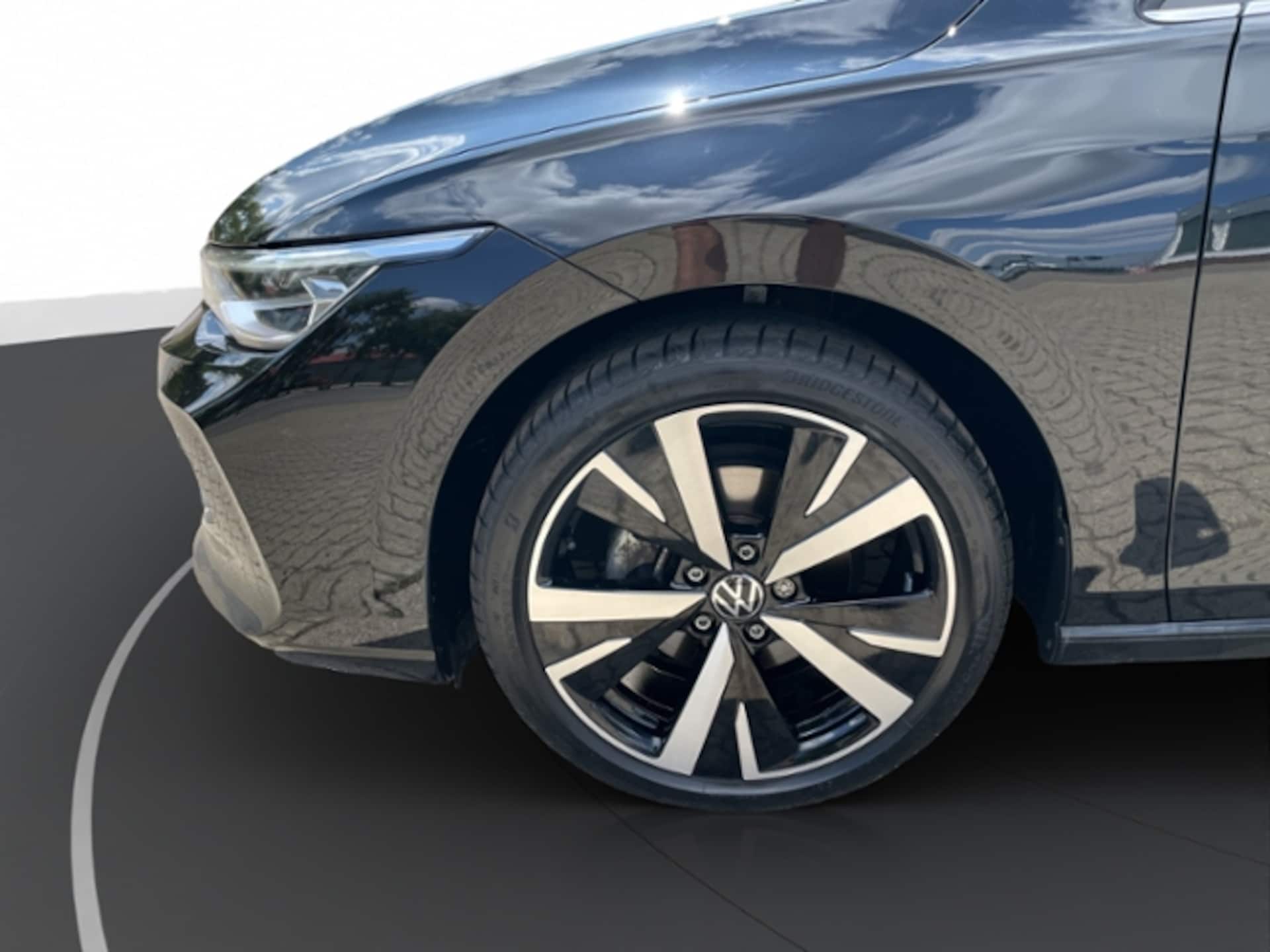 Volkswagen Golf Variant Style