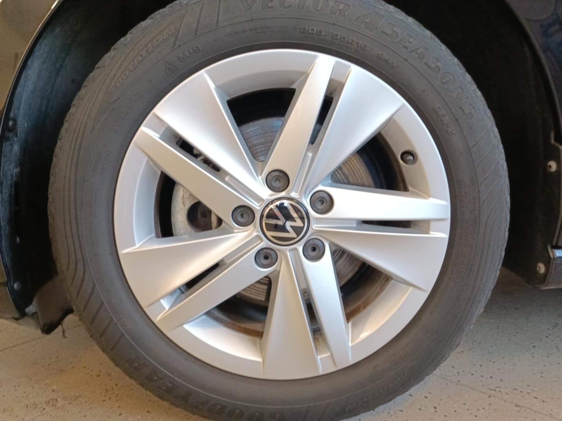 Volkswagen Golf Variant Life