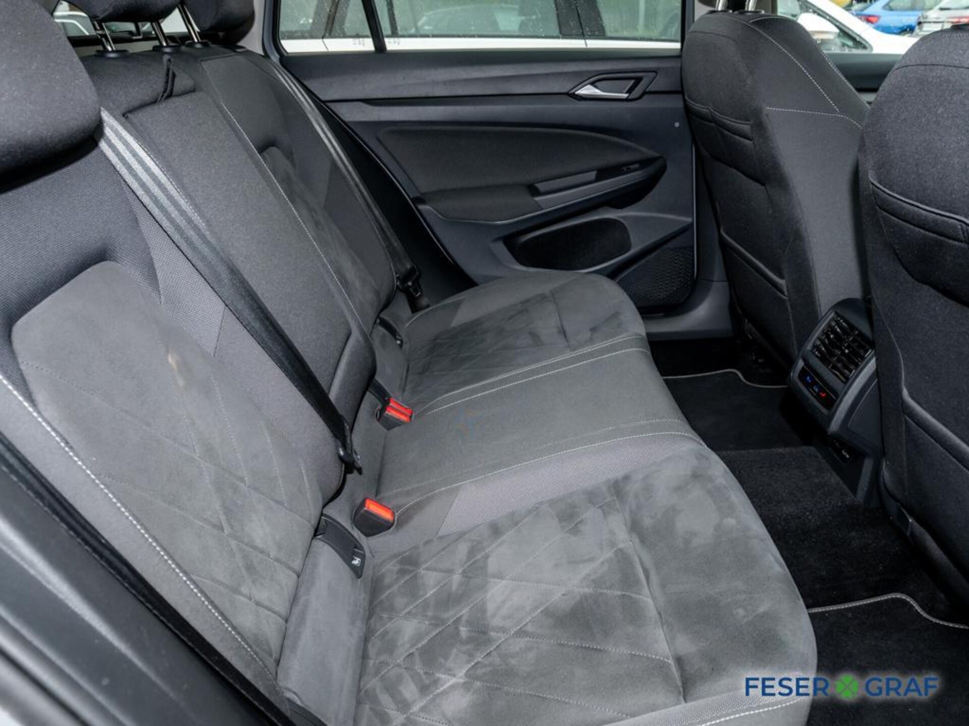 Volkswagen Golf Variant Style