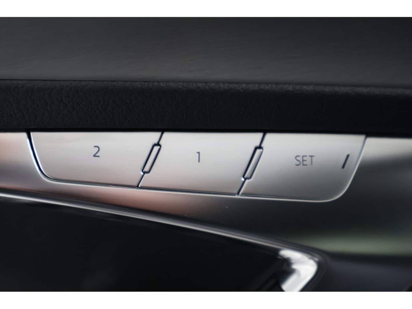Bild über Audi S6 Avant TDI quattro tiptronic - für weitere Informationen kontaktieren Sie den Audi Partner