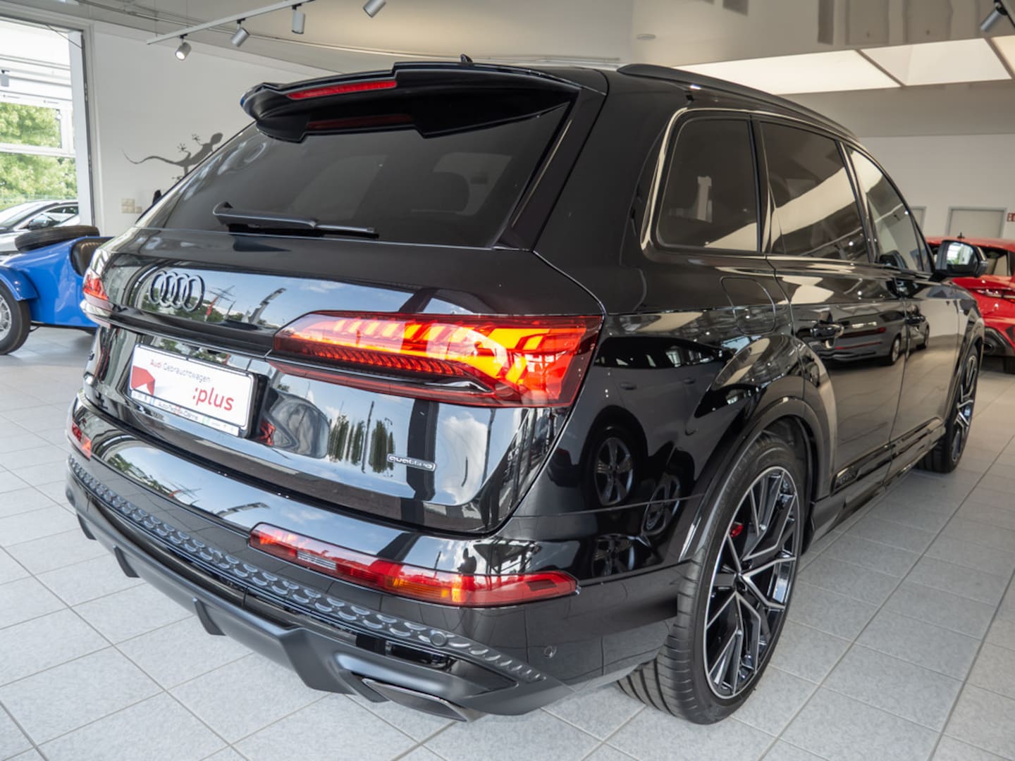 Bild über Audi Q7 SUV S line business TDI quattro 170 kW tiptronic - für weitere Informationen kontaktieren Sie den Audi Partner