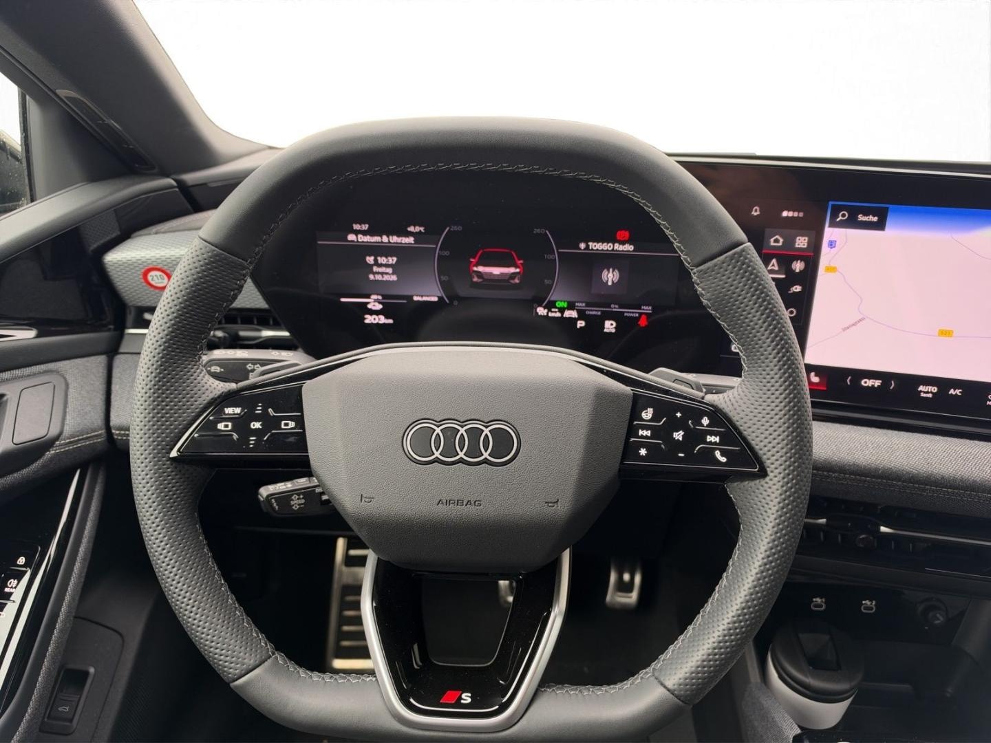 Bild über Audi A6 Avant e-tron e-tron quattro - für weitere Informationen kontaktieren Sie den Audi Partner