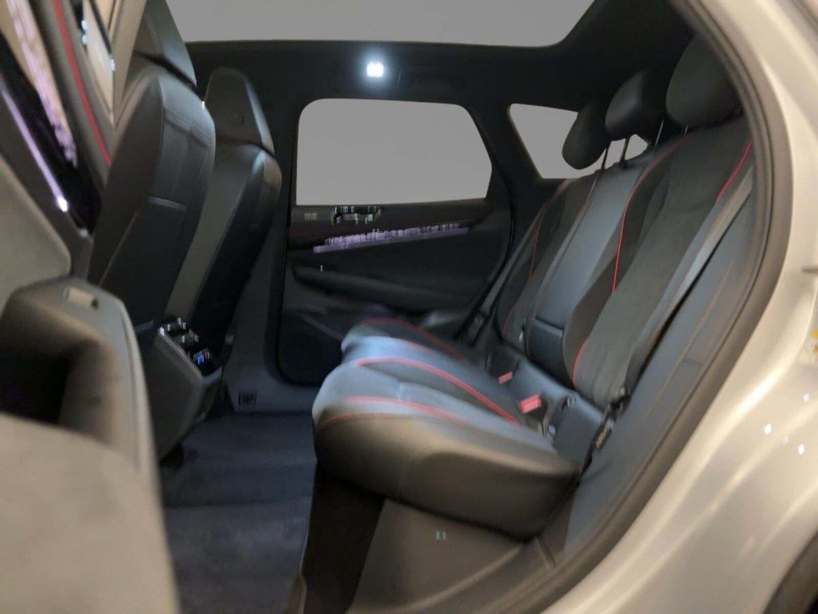 Volkswagen ID.7 Tourer – Bild 8