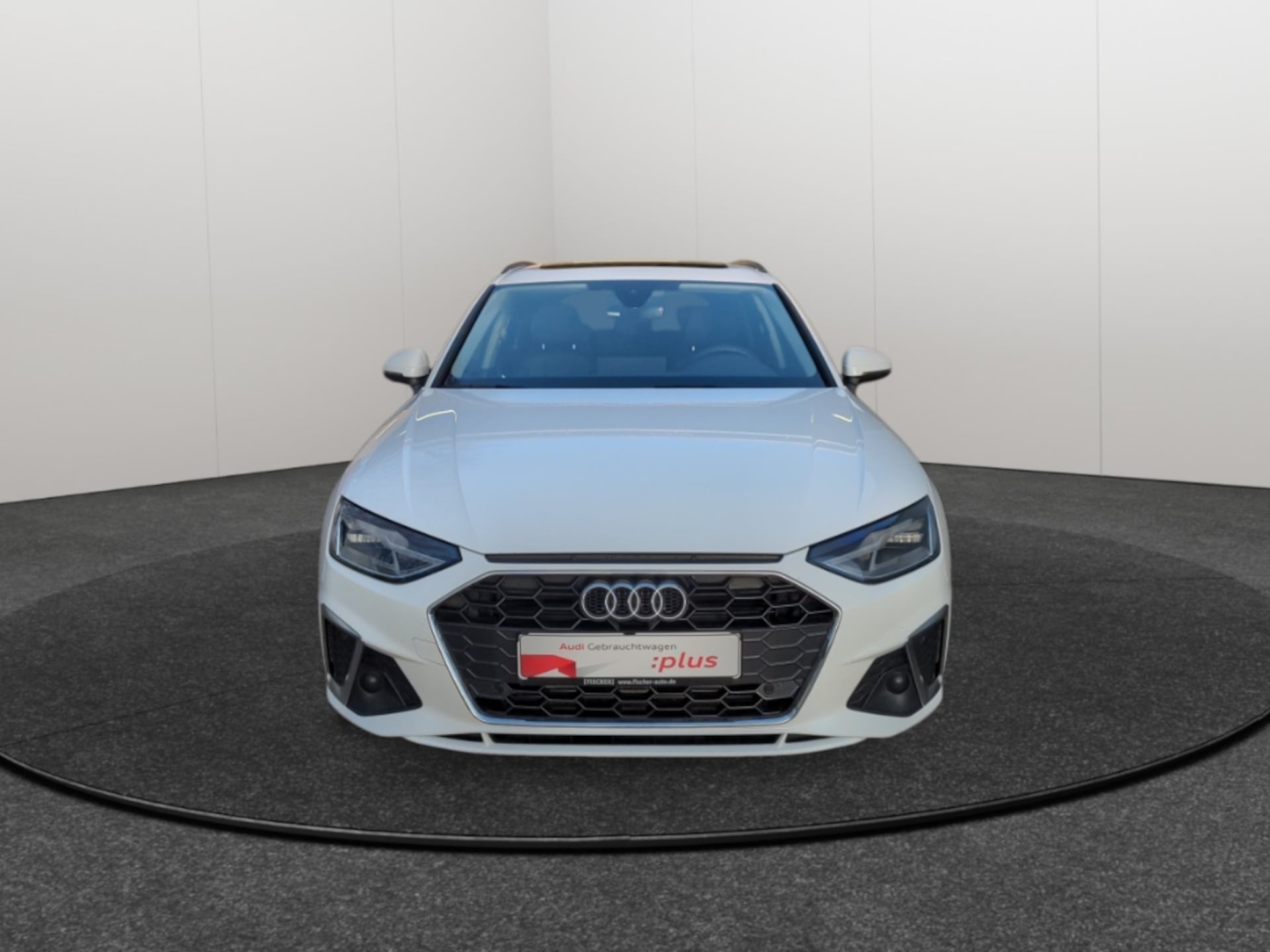 Audi A4 Avant S line