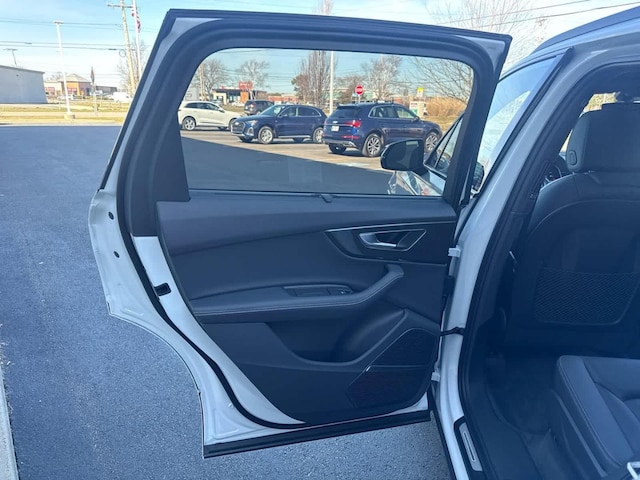 2026 Audi Q7 Premium Plus - Photo 17