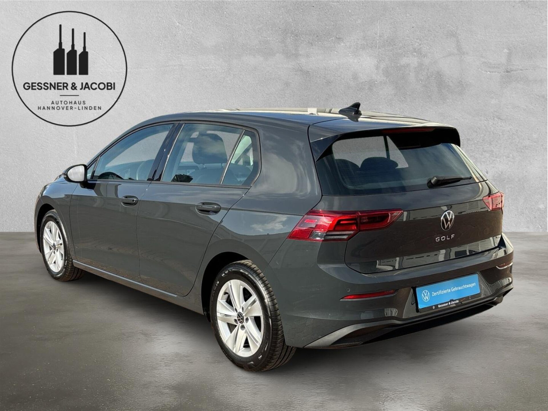 Volkswagen Golf Life