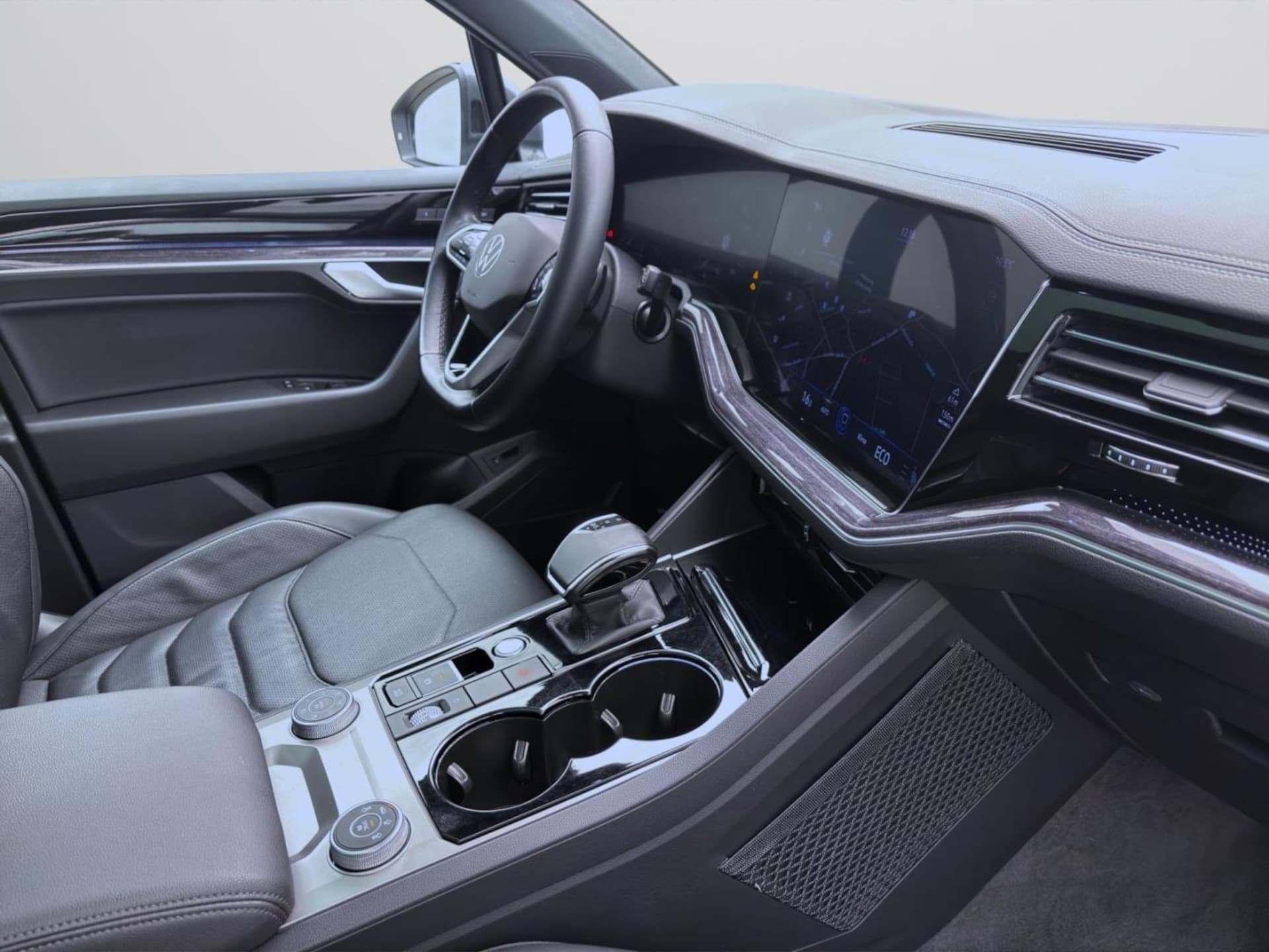 Volkswagen Touareg Basis-Modell