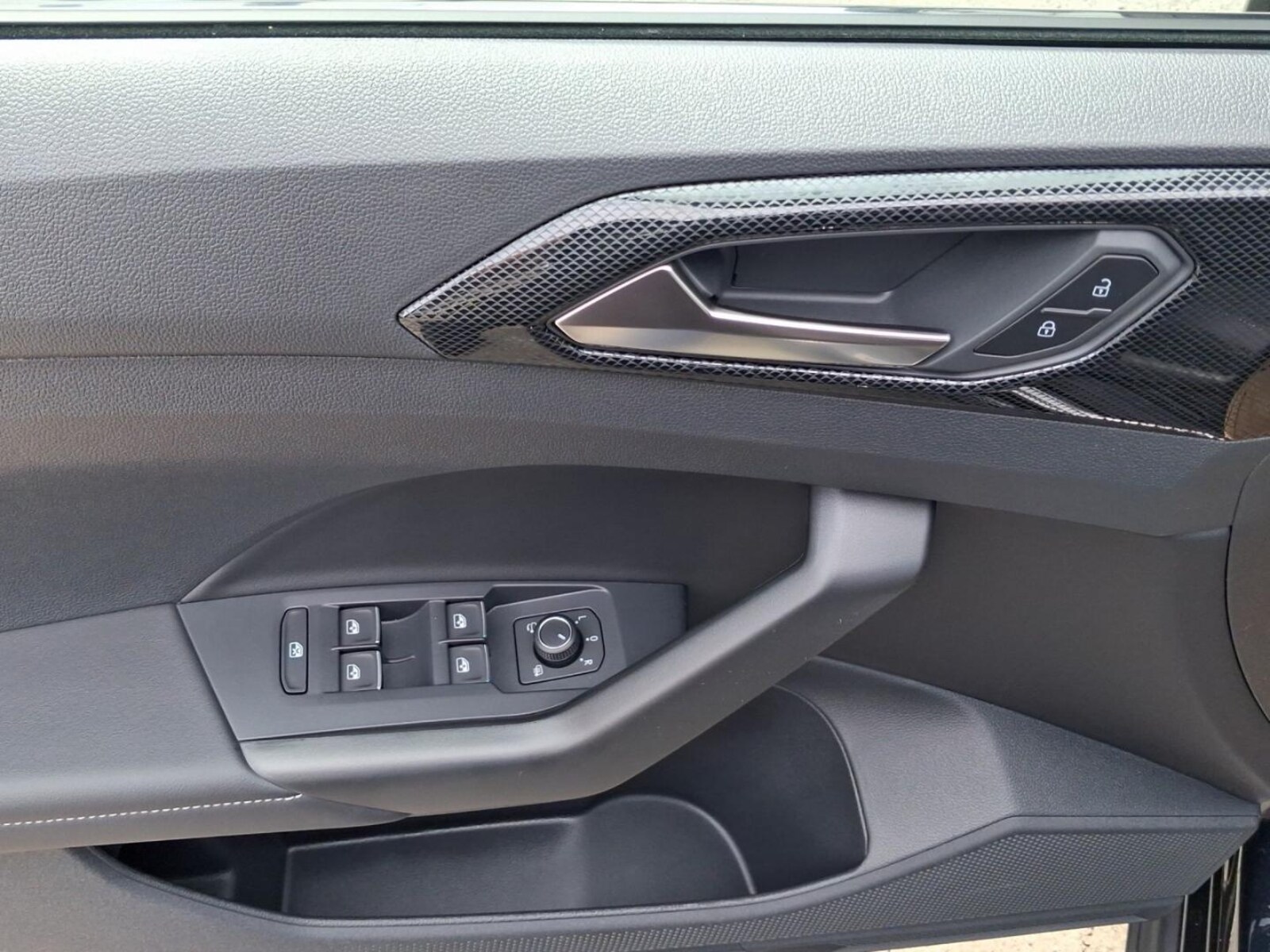 Volkswagen T-Cross – Bild 8