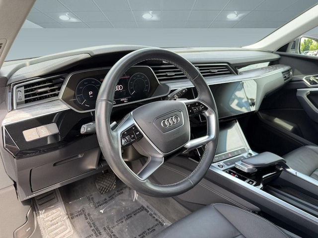 2024 Audi Q8 e-tron