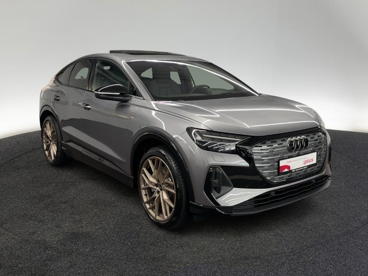 Bild über Audi Q4 Sportback e-tron 50 e-tron quattro - für weitere Informationen kontaktieren Sie den Audi Partner